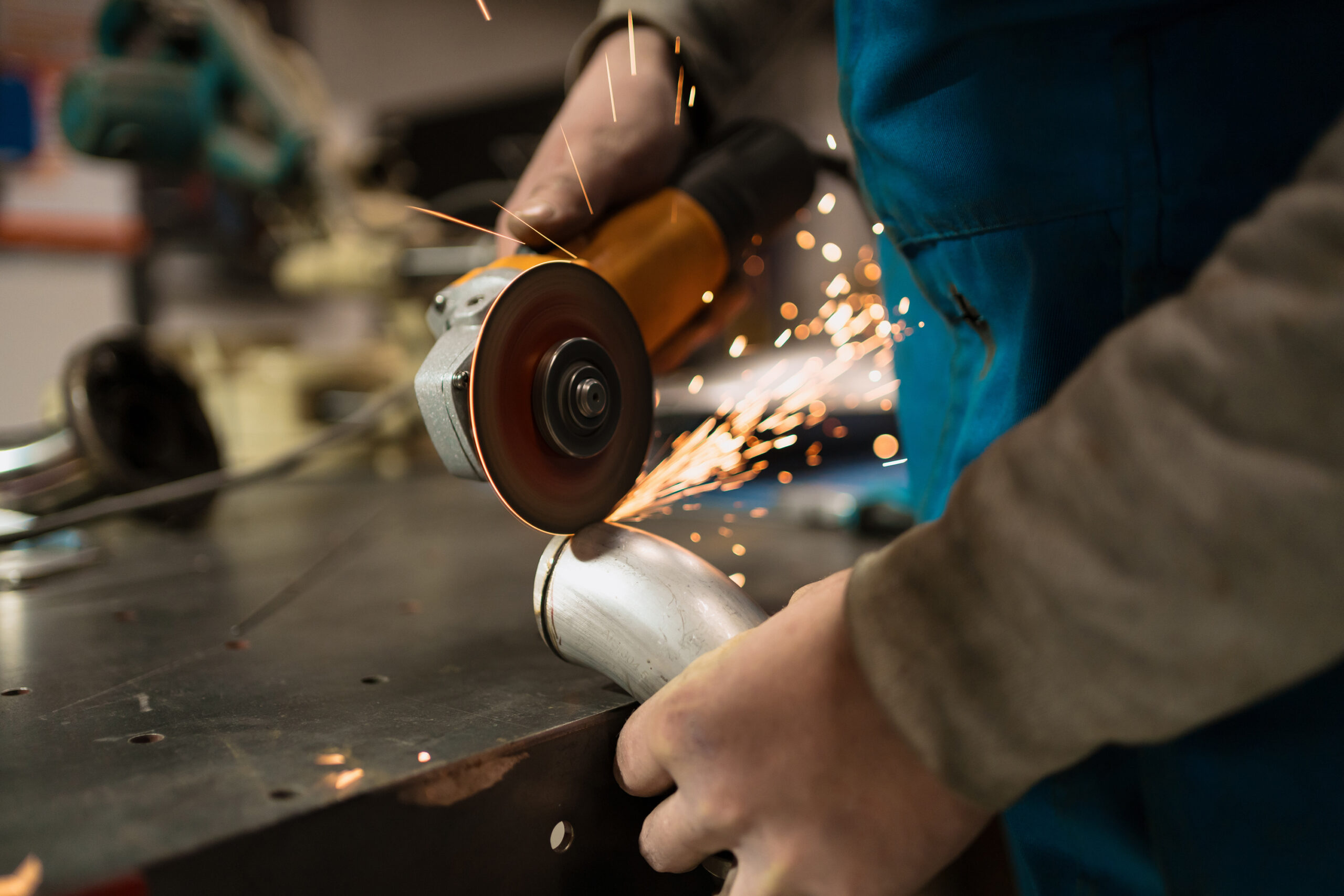 How the Right Grinding Wheel Improves Productivity